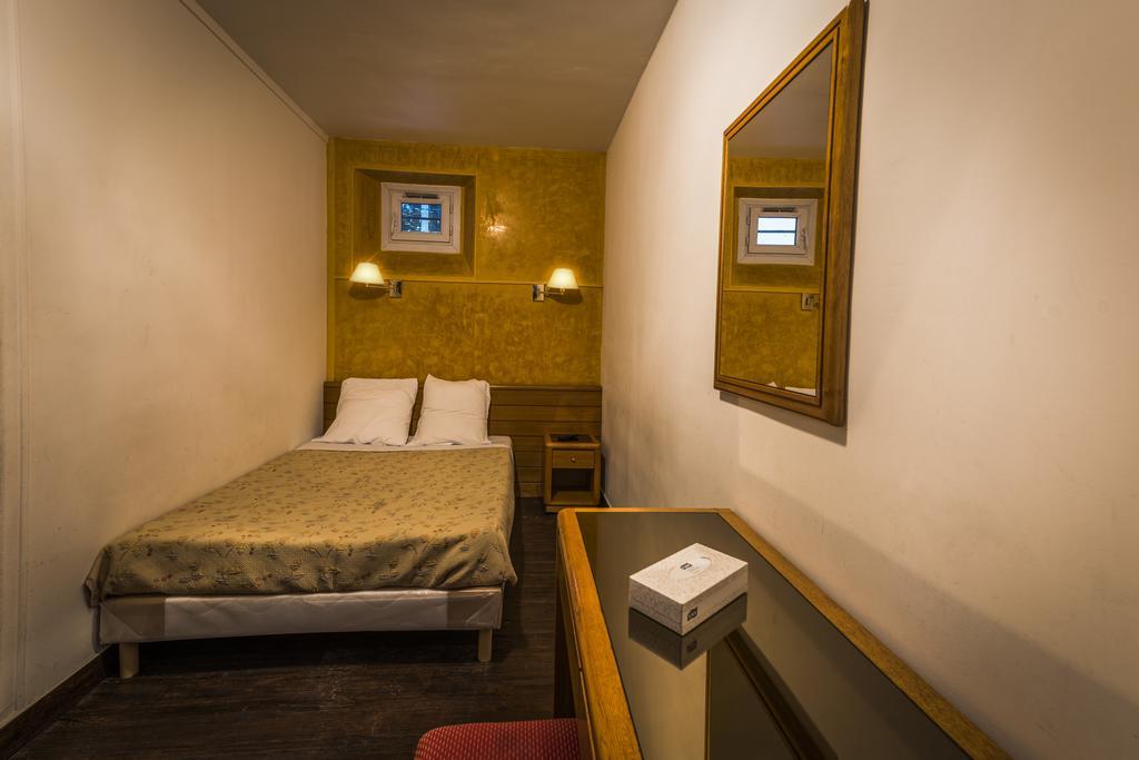 Central Hotel ปารีส ภายนอก รูปภาพ